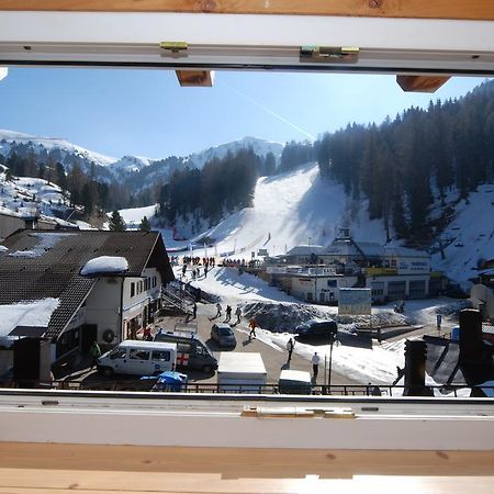 Sport Hotel Pampeago Tesero Buitenkant foto