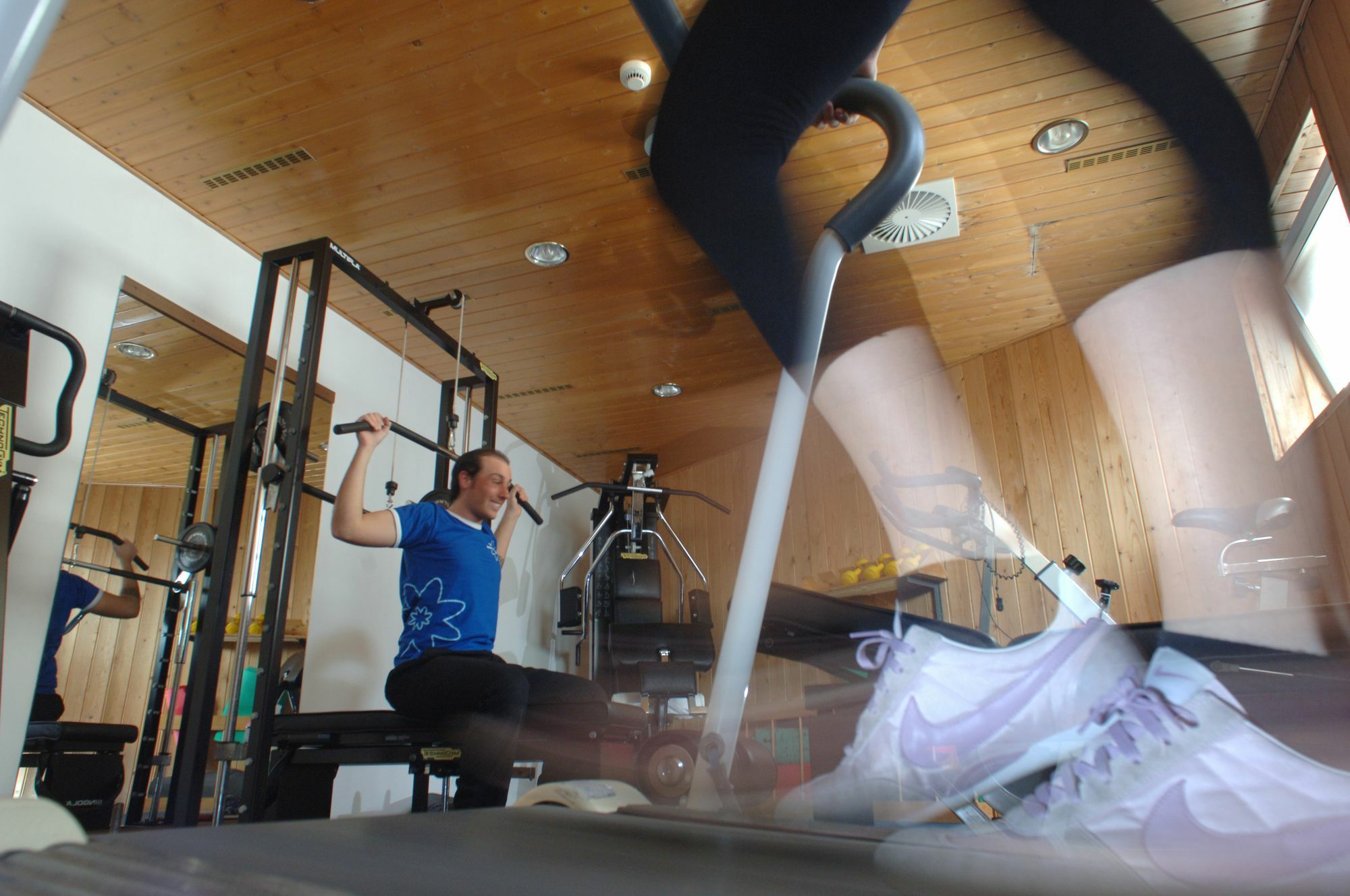 Sport Hotel Pampeago Tesero Buitenkant foto